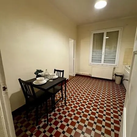 Entire In The Heart Of Lejlighed Vernon (Eure)